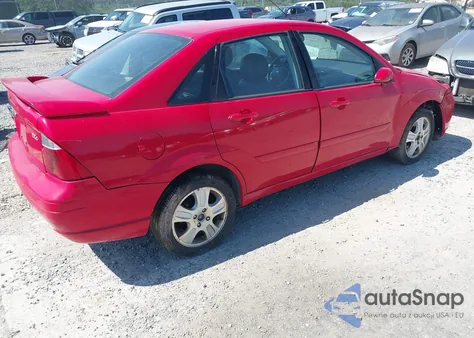 2005 Ford Focus Zx4 из США, поврежденный, VIN 1FAFP38Z35W110786